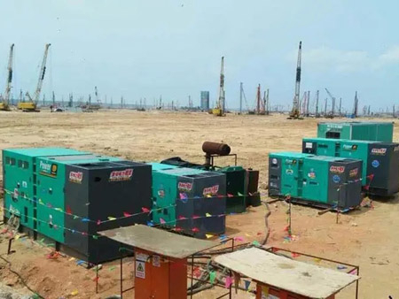 七星关柴油发电机组干式空气滤清器的维护成本高吗？